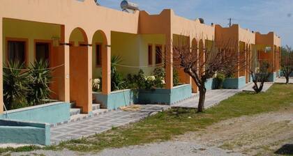 Efi Studios & Apartments