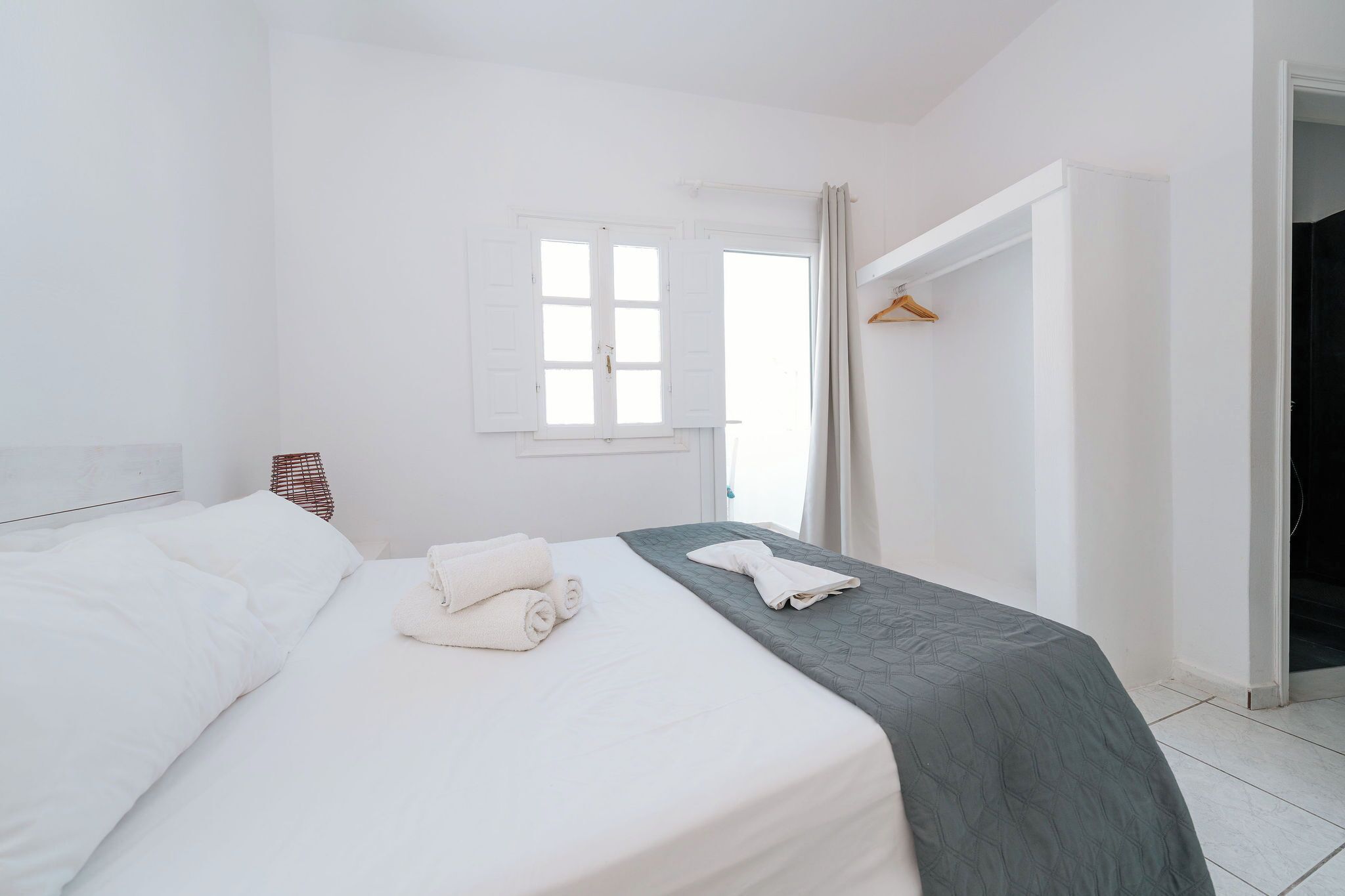 Superior Studio | Free WiFi, bed sheets