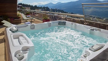 室外 Spa 池