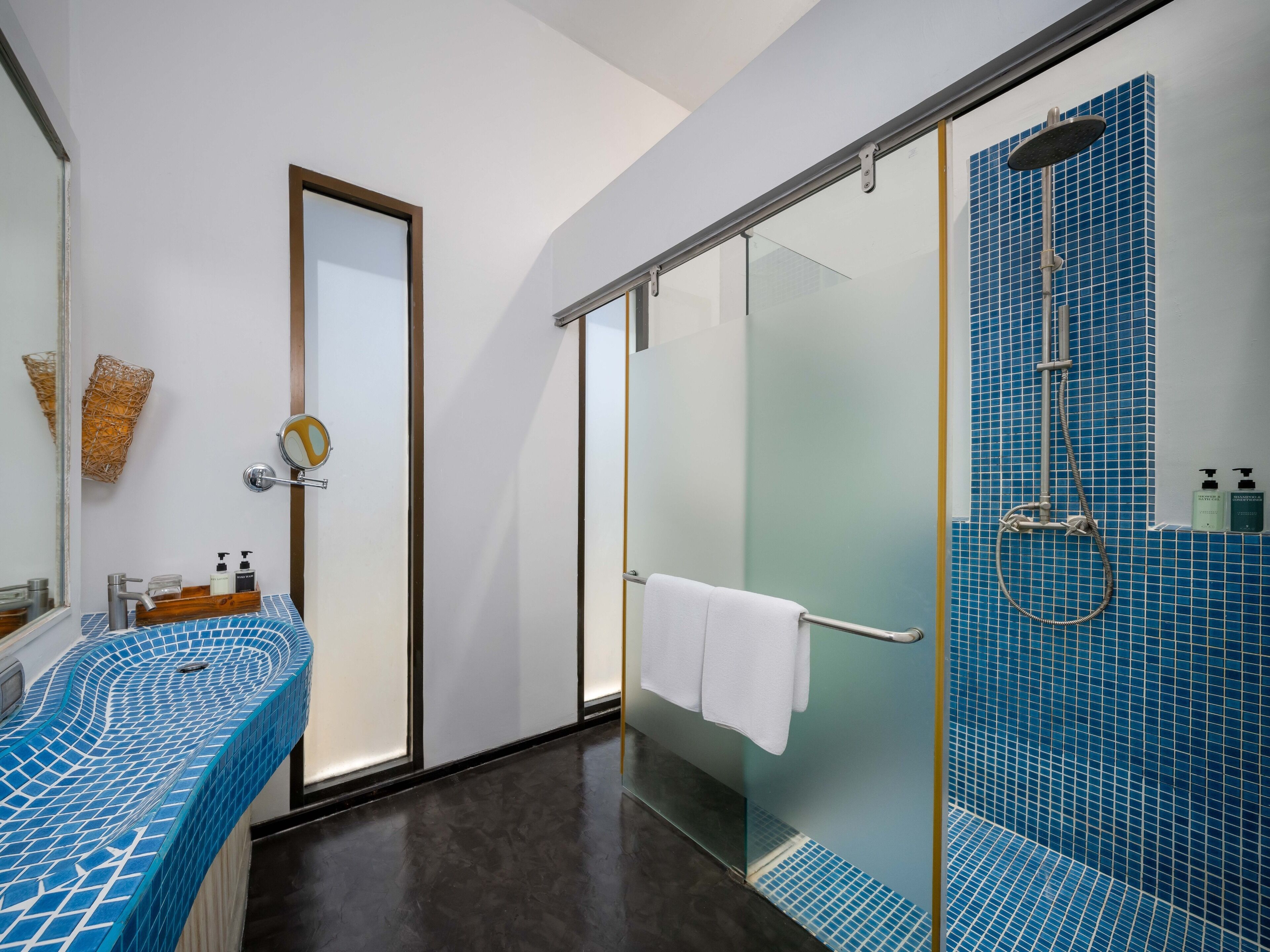 free toiletries, hair dryer, bathrobes, slippers