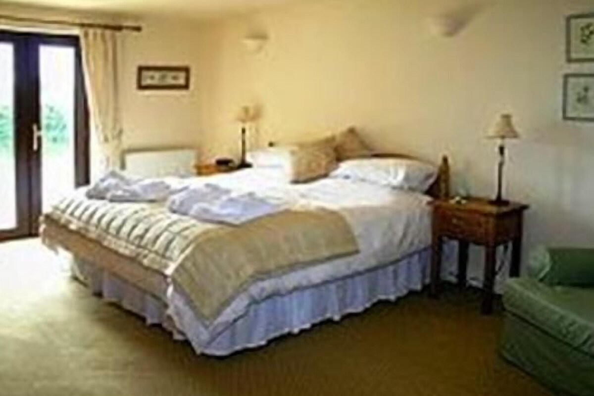 Dobbeltværelse - eget badeværelse (Snowdrop Room)