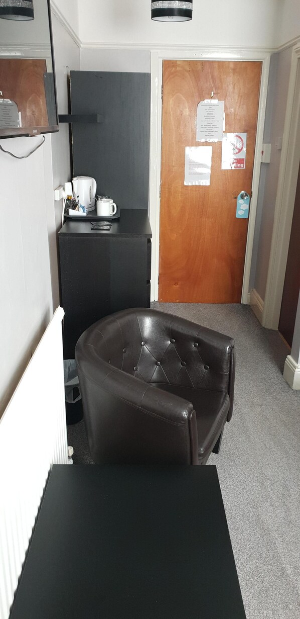 Chambre Double, salle de bains attenante (Room 1)