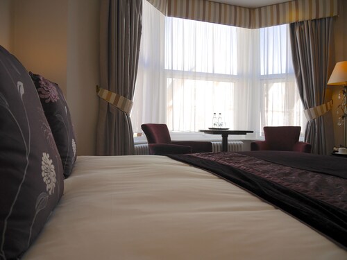 Redstone Guest House