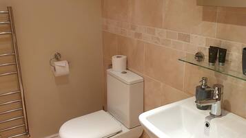 Superior Double Room, Ensuite | Bathroom