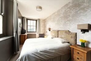 Double or Twin Room, Ensuite - Rockingham Lodge (Buxton)