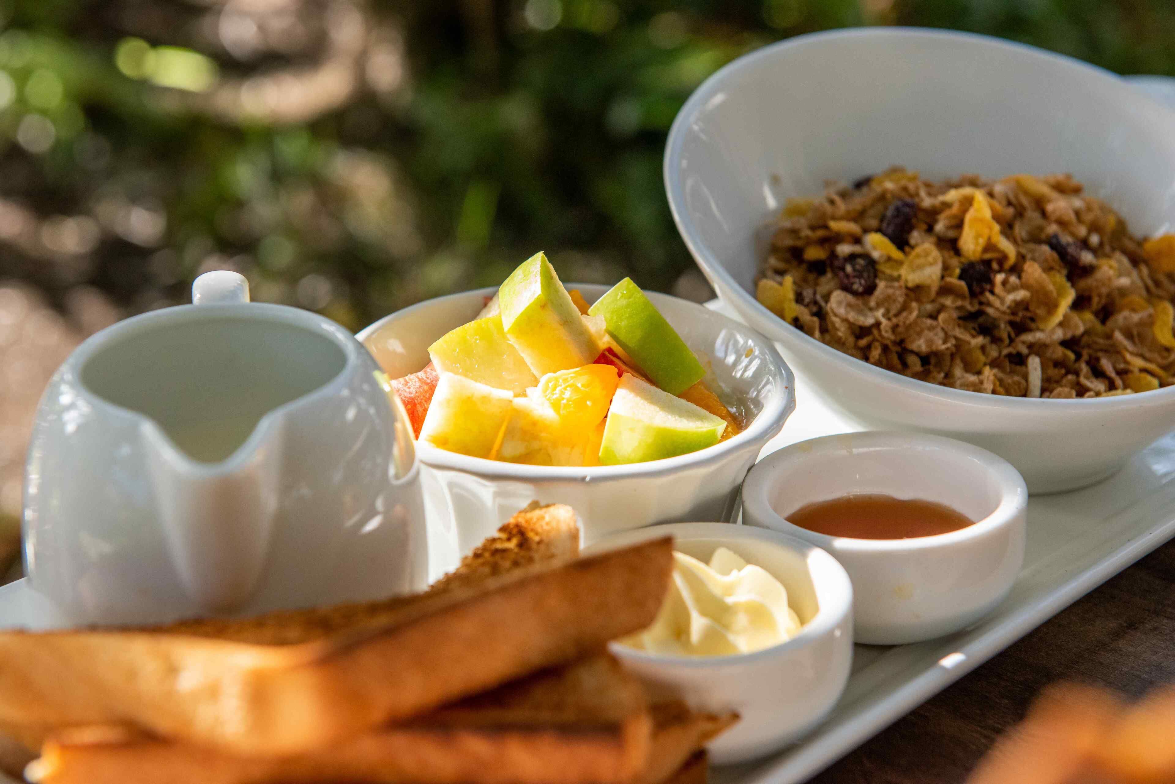 daily cooked-to-order breakfast for a fee