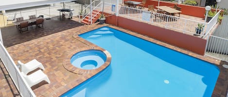 Outdoor pool, open 8:00 AM to 8:00 PM, sun loungers