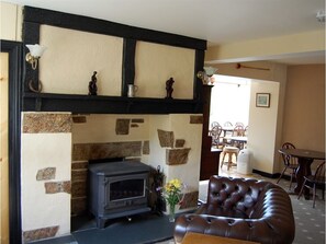 Bar (on property) - The Tradesmans Arms (Buckfastleigh)