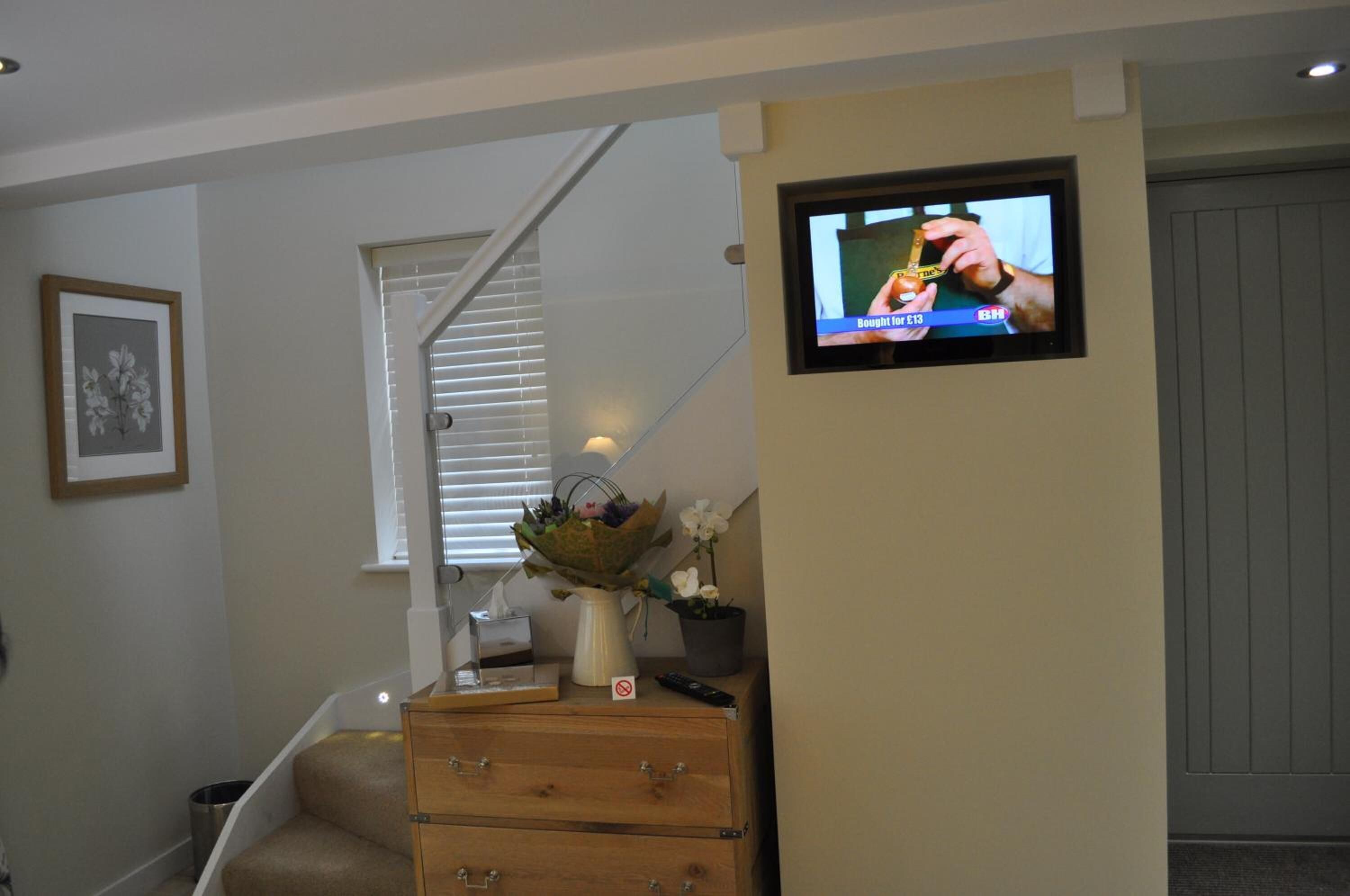 Comfort Room | Living room