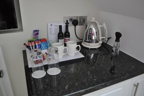 茶具/咖啡用具、电热水壶