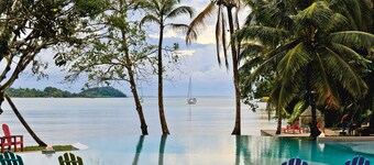 エル オトロ ラド