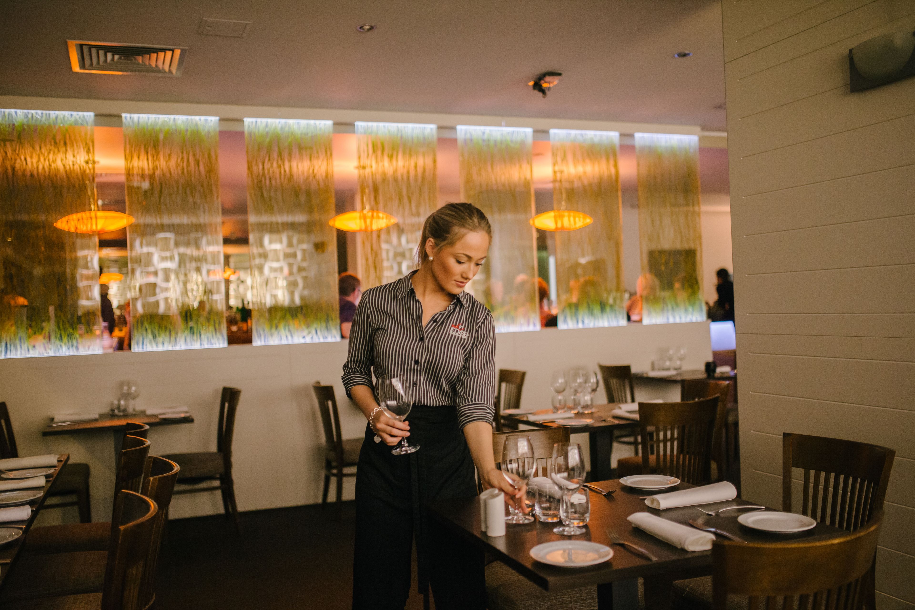 아침 식사, 점심 식사 및 저녁 식사 제공