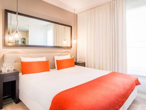 Literie de qualité supérieure, coffres-forts dans les chambres, bureau