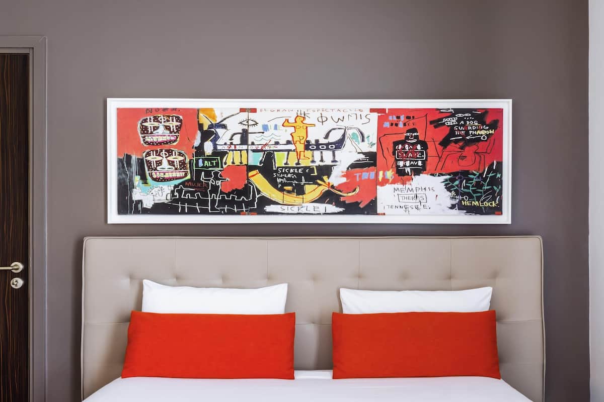 Studio, 1 Double Bed | 1 bedroom, premium bedding, in-room safe, desk