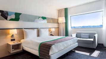 In-room safe, desk, blackout drapes, soundproofing