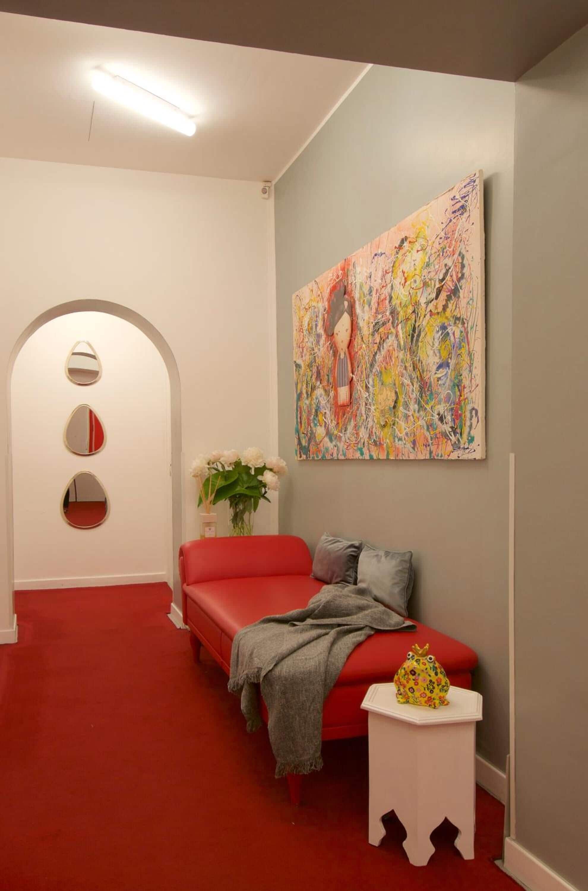 1 habitación y minibar con artículos gratuitos 