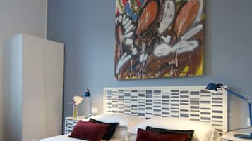 1 habitación y minibar con artículos gratuitos