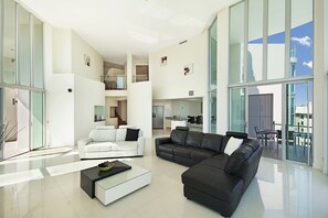 Penthouse, 4 Bedrooms | Living area - Aqua Vista Resort (Maroochydore)
