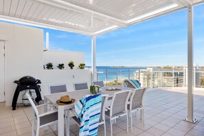 Penthouse, 4 Bedrooms | Terrace/patio - Aqua Vista Resort (Maroochydore)