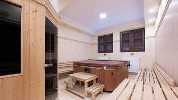 Idromassaggio al coperto