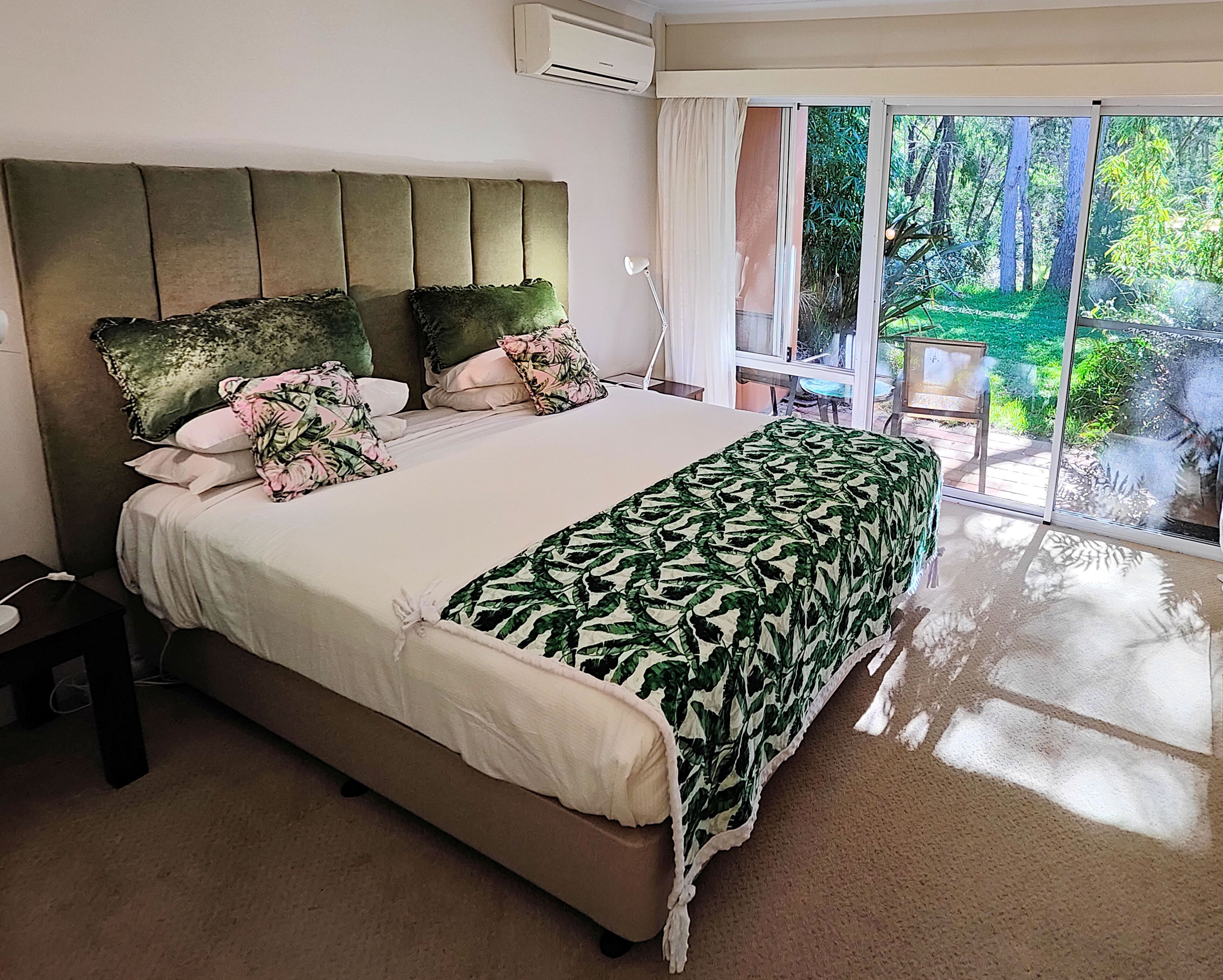 奢華客房, 1 張特大雙人床, 花園景觀 (Ellenbrook) | 客房內保險箱、獨特裝潢、布置獨特、書桌