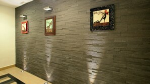 Exterior detail - Class House (Rome)