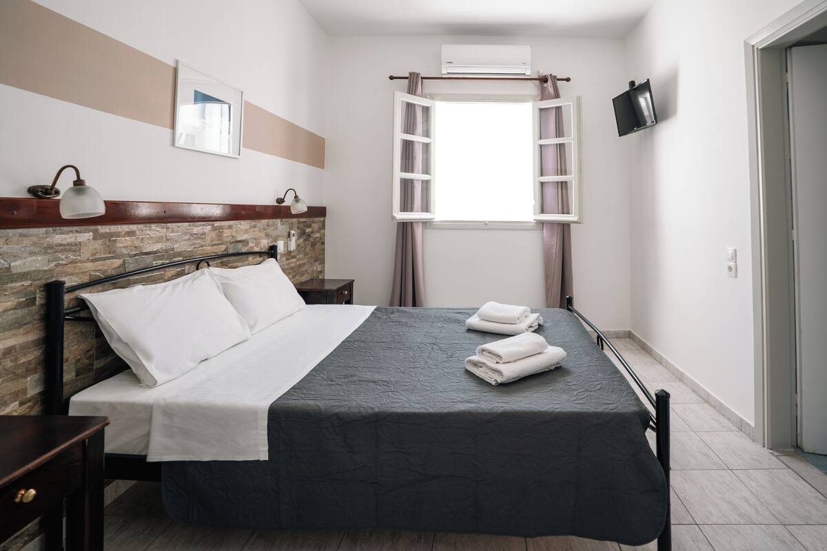 Kamar Double (No Balcony) | Brankas, Wi-Fi gratis, dan seprai linen