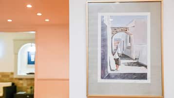 Tägliches Frühstücksbuffet (7.0 EUR pro Person)