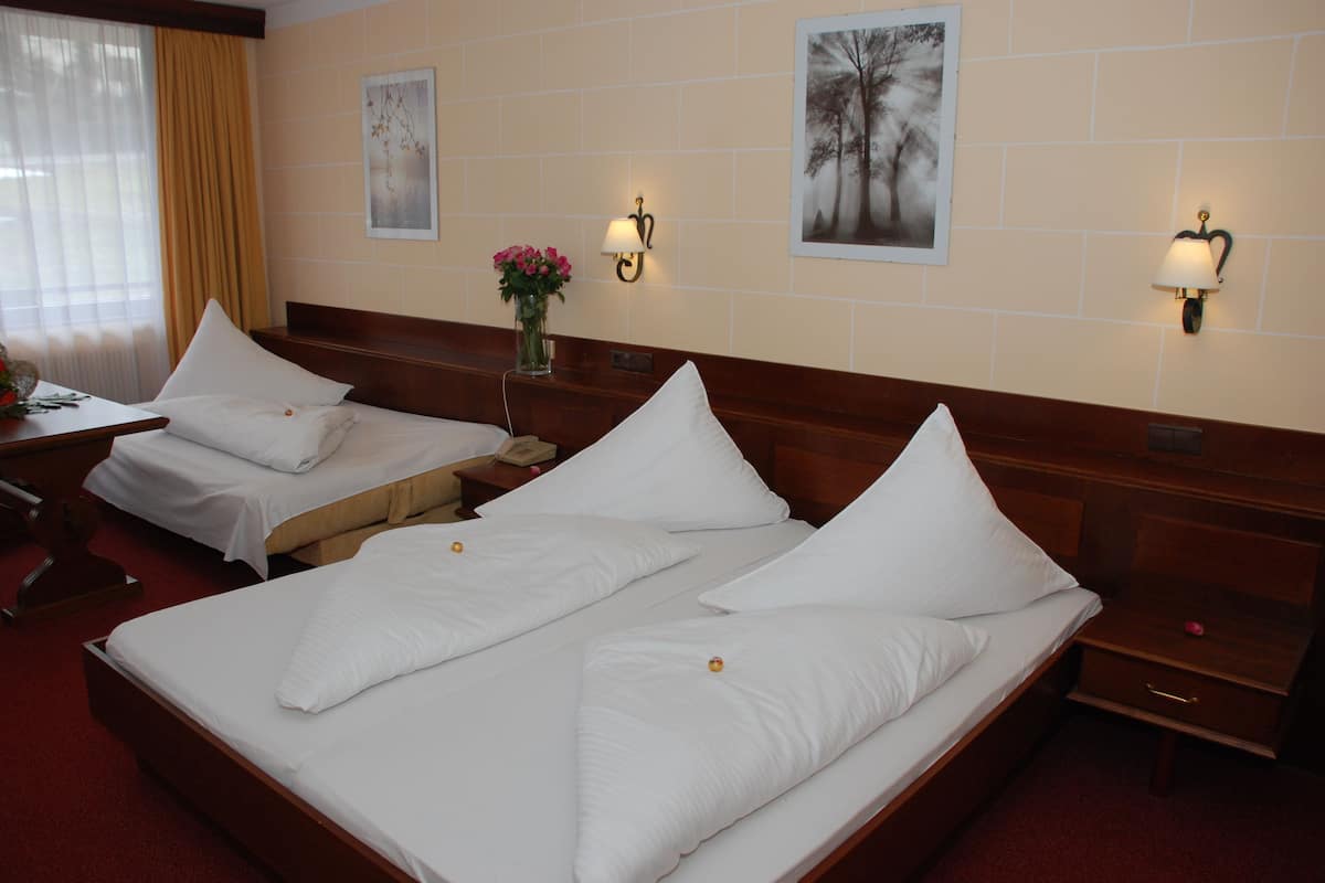 Chambre Triple, balcon