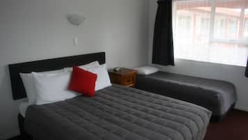 Studio (Twin) | Een strijkplank/strijkijzer, gratis wifi, beddengoed