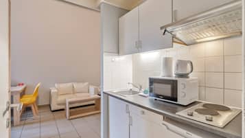Family Apartment Semi Duplex | 私人廚房 | 雪櫃、微波爐、爐具、咖啡機/沖茶器