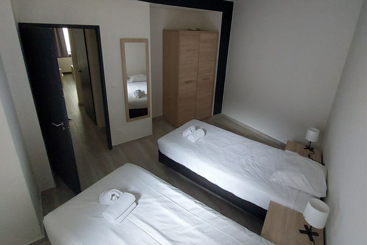 Studio, 1 Bedroom | Desk, iron/ironing board (on request), cots/infant beds, rollaway beds