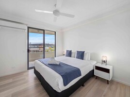 3 Bedrooms Executive Suite | Premium bedding, individually decorated, individually furnished