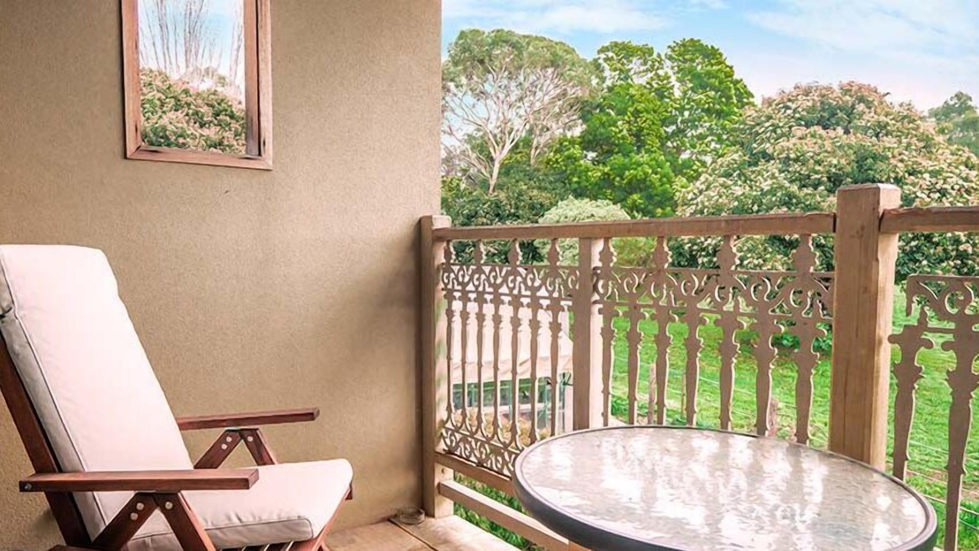 Amble Over Suite | Terrace/patio