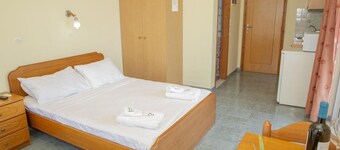 Alia Suites & Alia Beachfront Suites and Spa