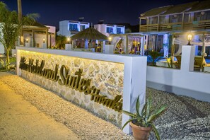 Property grounds - Alia Suites & Alia Beachfront Suites and Spa (Rhodes)