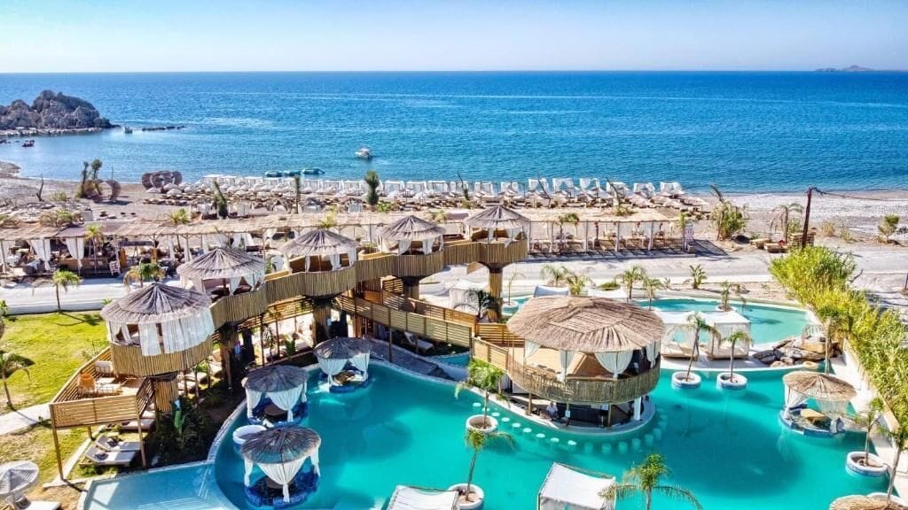 5 outdoor pools, cabanas (surcharge), pool umbrellas