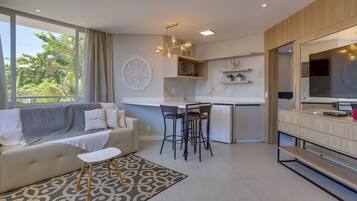 Suíte executiva (81 ou 83) | Cozinha privada