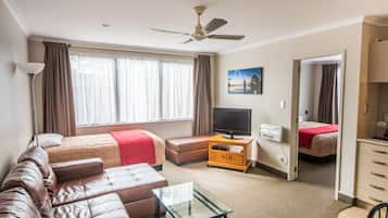 Premium Room, Multiple Beds, Kitchenette