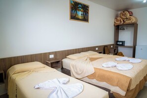 Standard Room | In-room safe, desk, blackout drapes, free WiFi