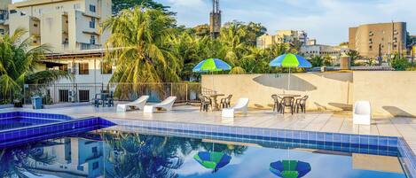 Outdoor pool, pool loungers