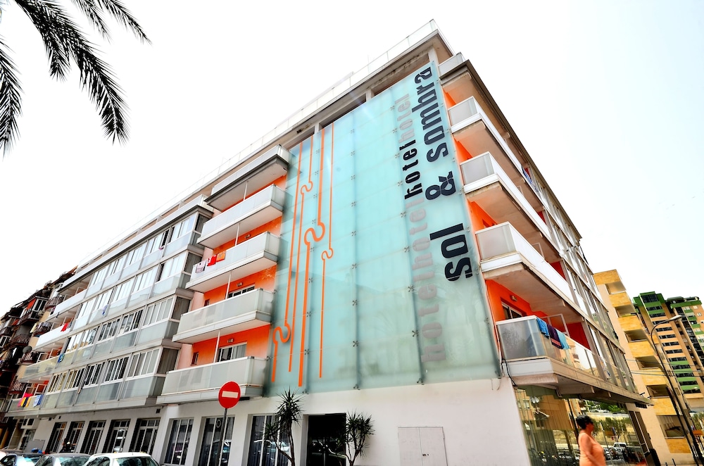 Hotel Sol y Sombra by null