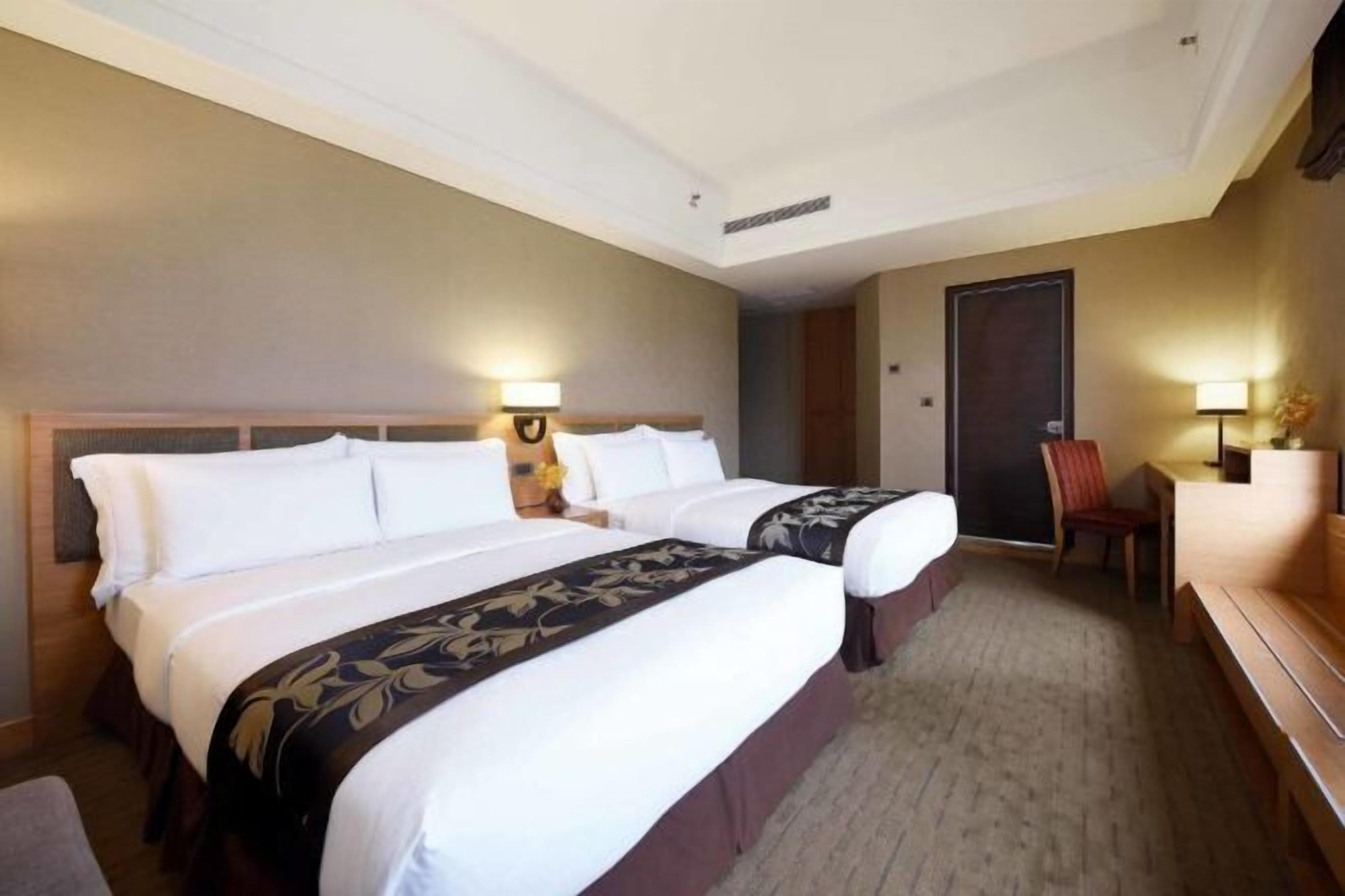 客房內保險箱、書桌、隔音、免費無線上網