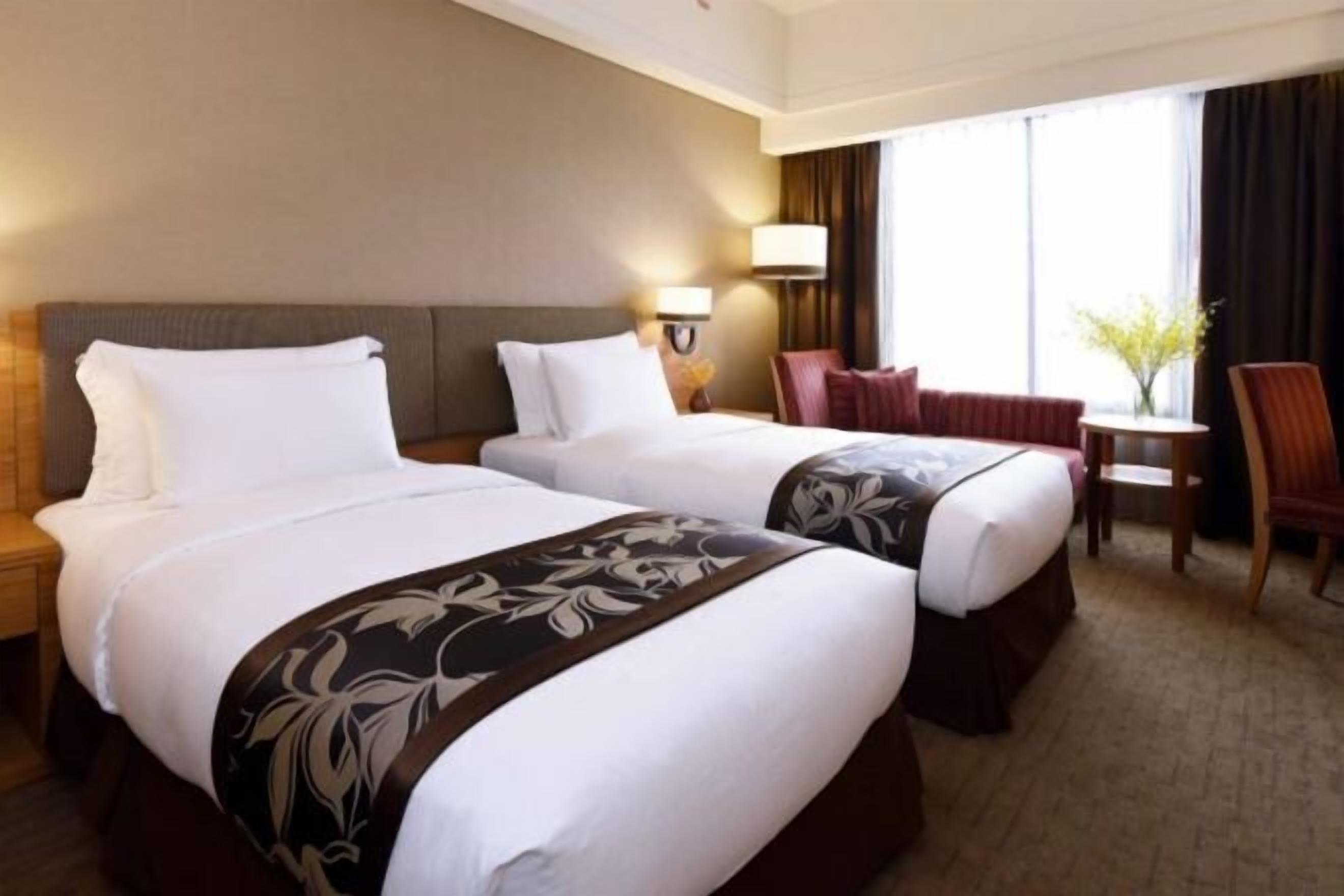 房內夾萬、書桌、隔音、免費 Wi-Fi