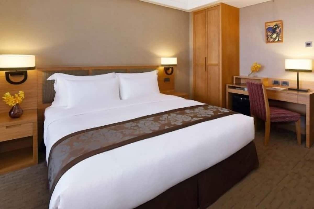 房內夾萬、書桌、隔音、免費 Wi-Fi