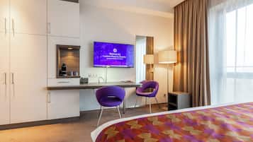 Comfort tweepersoonskamer | 1 slaapkamer, luxe beddengoed, een minibar, een kluis op de kamer