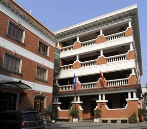 Mặt tiền nơi lưu trú