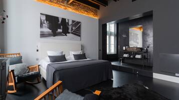 Junior-Suite | Hochwertige Bettwaren, Minibar, Zimmersafe, Schreibtisch