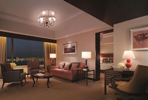 Executive Suite, 1 King Bed