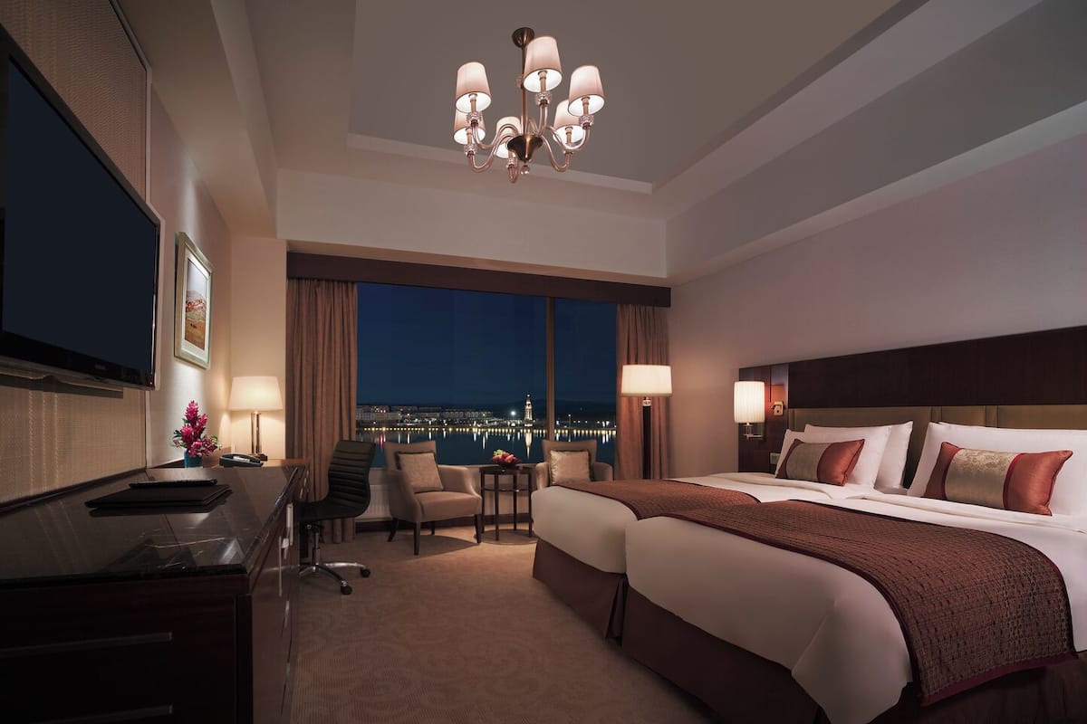 Minibar, in-room safe, desk, soundproofing